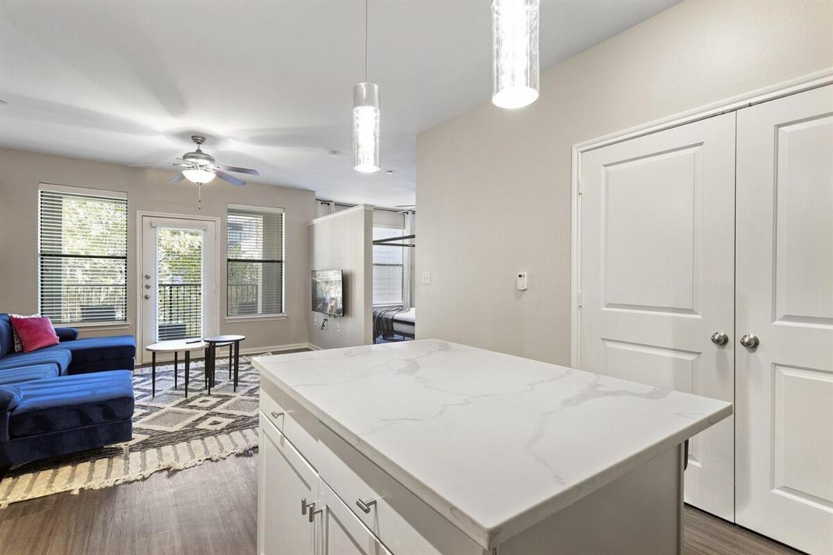 Lux 1B On South Congress Relaxing Pool & Gym Apartment Austin Exterior foto