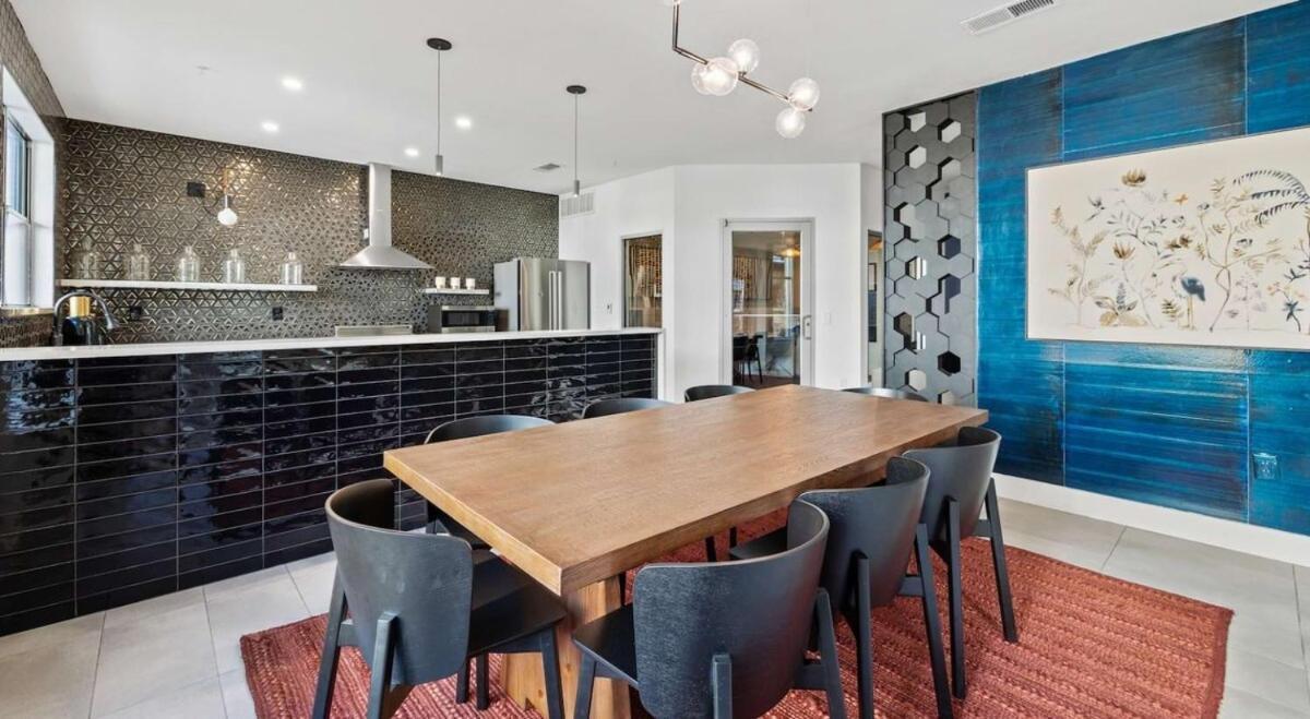 Lux 1B On South Congress Relaxing Pool & Gym Apartment Austin Exterior foto