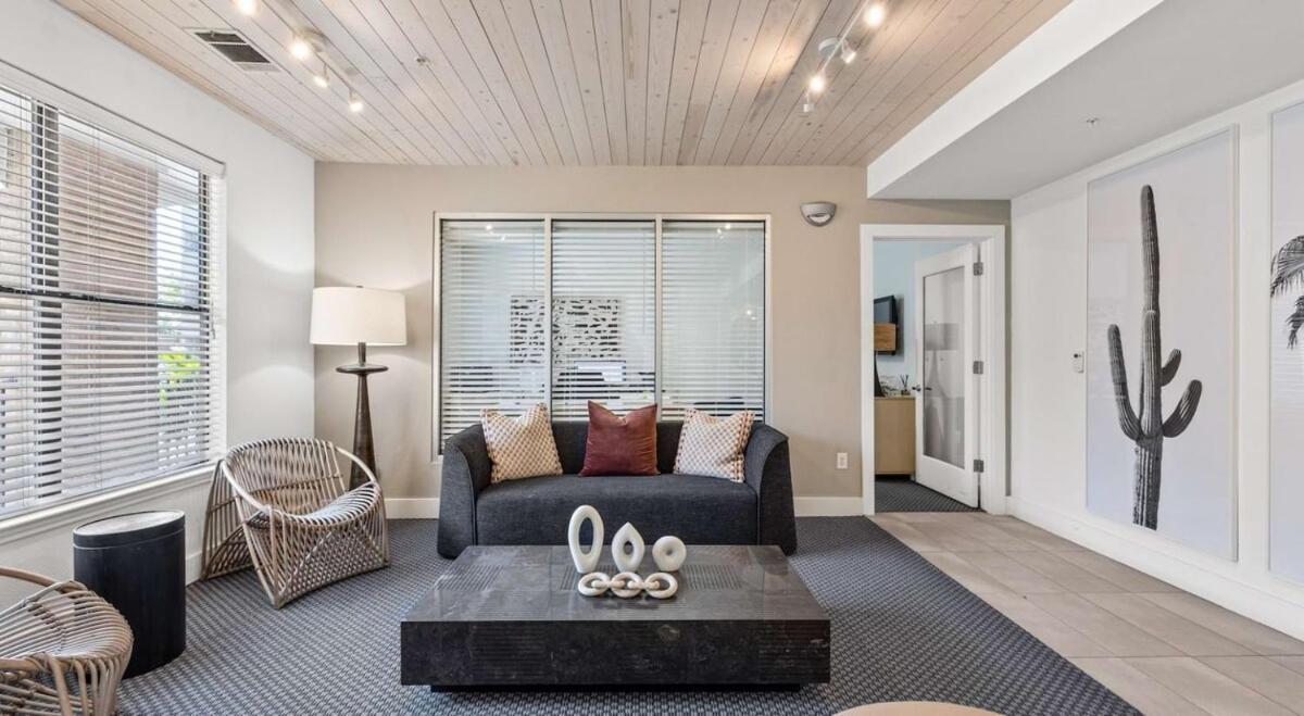 Lux 1B On South Congress Relaxing Pool & Gym Apartment Austin Exterior foto
