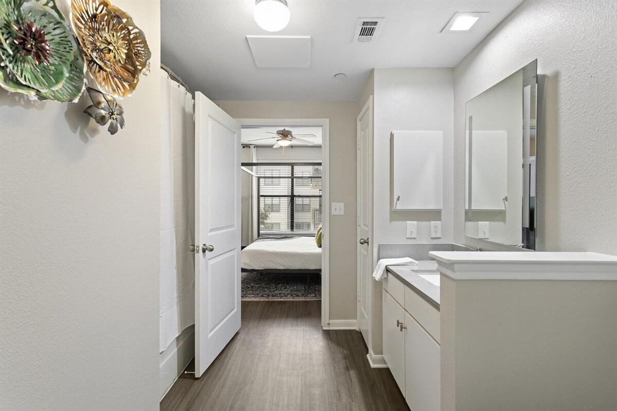 Lux 1B On South Congress Relaxing Pool & Gym Apartment Austin Exterior foto